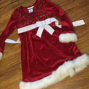 Girl’s holiday dress